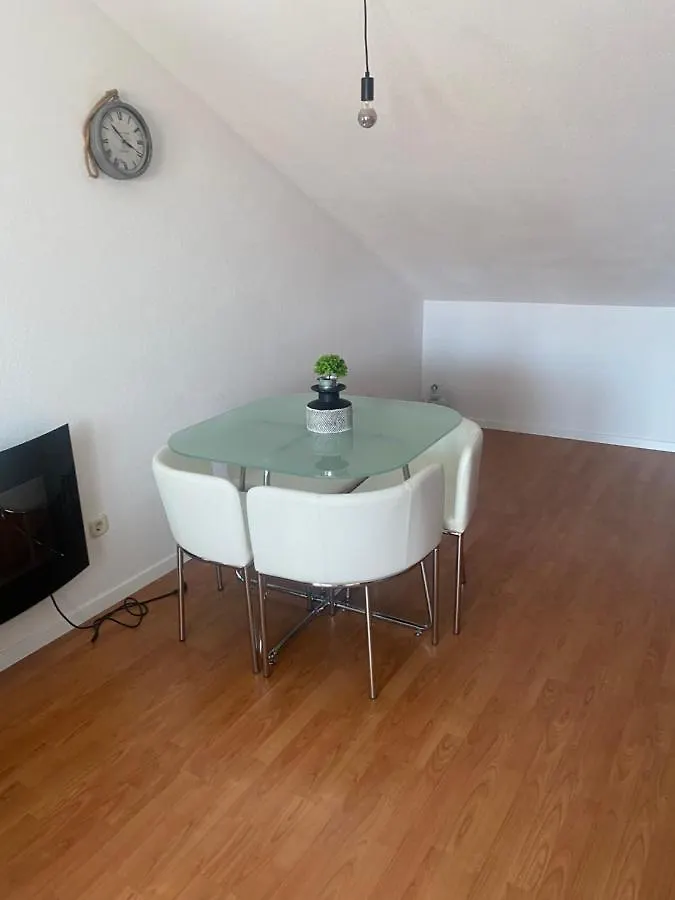 Top Floor Apartment With Sea View Kastela